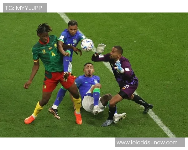 波尔图逆袭巴黎圣日耳曼4-0胜利成世界杯历史冷门瞬间引发全场狂欢