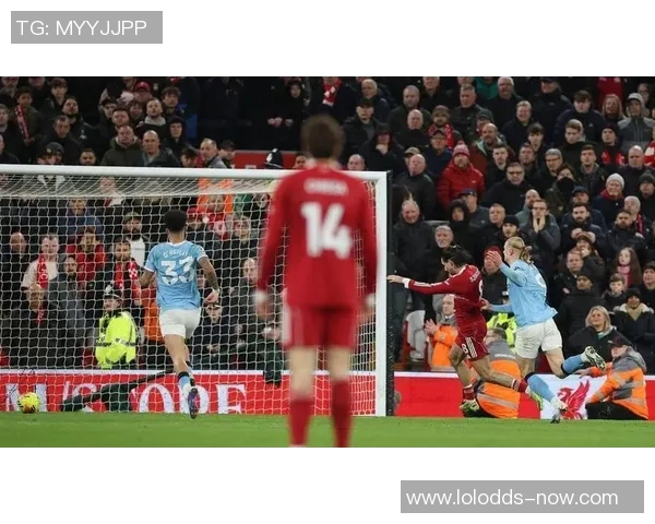 中超激战利物浦逆转莱比锡绝杀时刻点燃全场热情与转会传闻