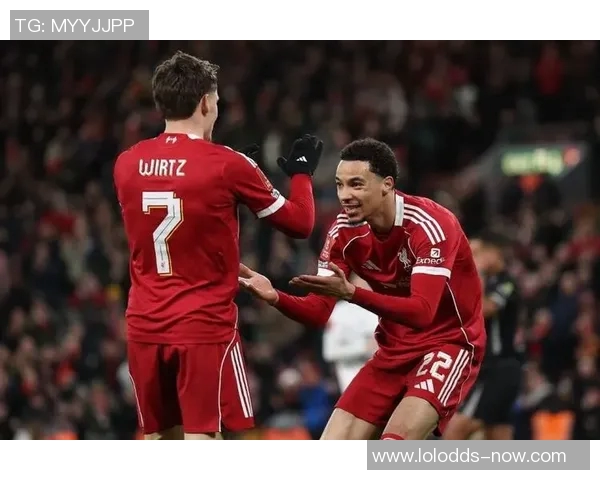 足总杯激战利物浦与拜仁互交白卷精彩瞬间引发全场热烈反响