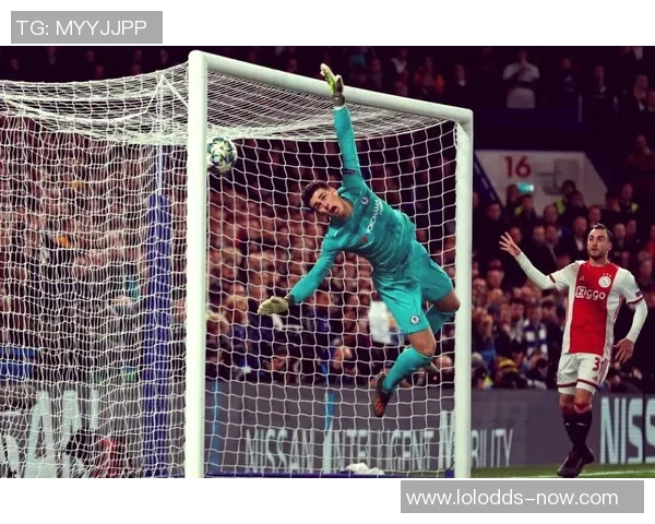 欧冠激战：利物浦大胜切尔西6-2赛场瞬间引发转会热议