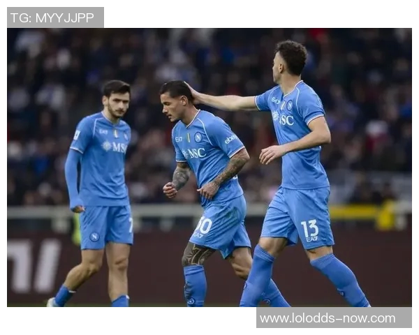 那不勒斯大胜多特蒙德4-0足总杯历史冷门引发全场震惊